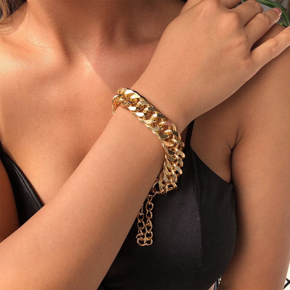 1 Gram Gold Plated With Diamond Stunning Design Bracelet For Ladies – Soni  Fashion®