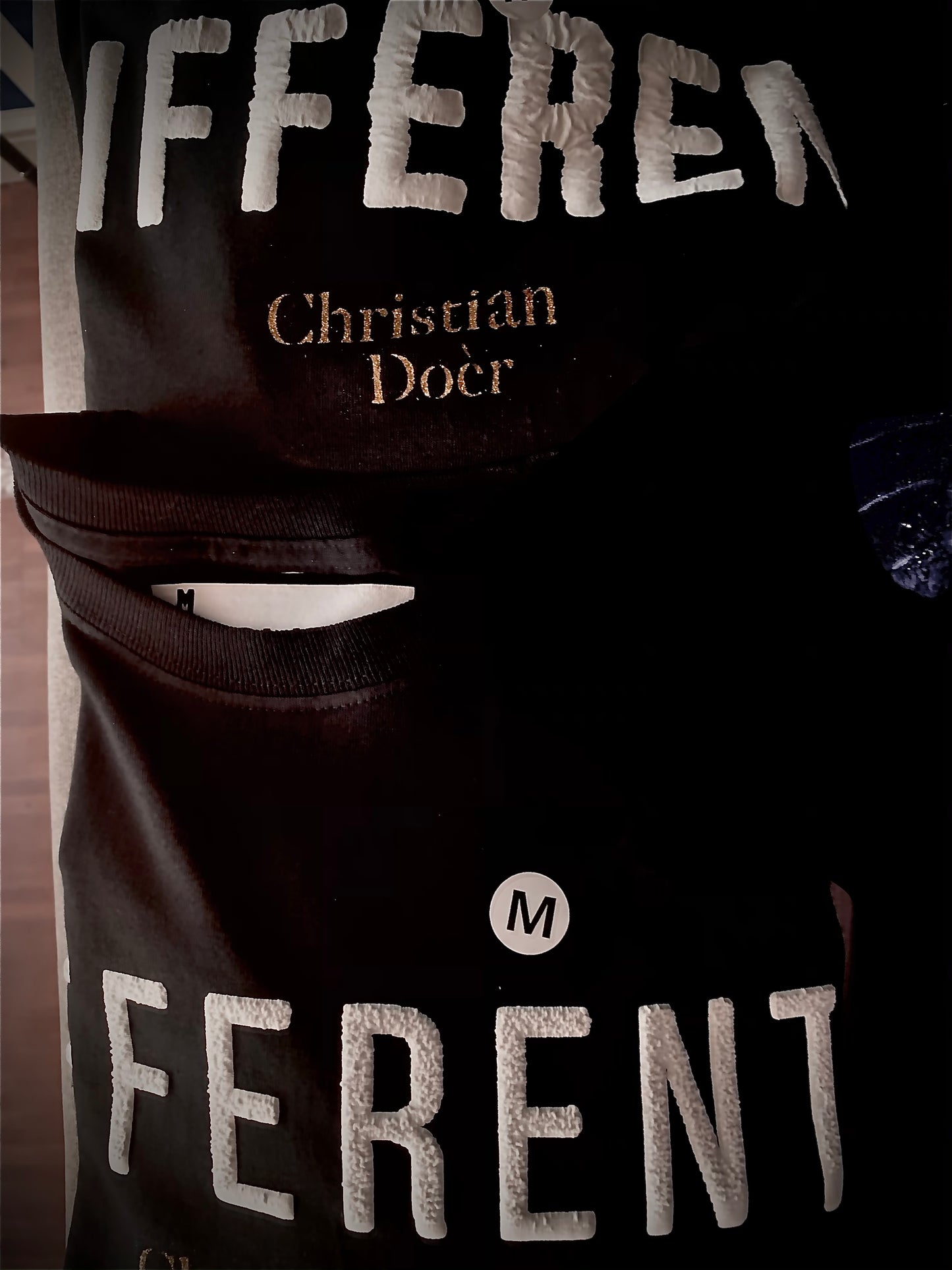 Christian Doèr - DIFFERENT BOLD and Gold LOGO